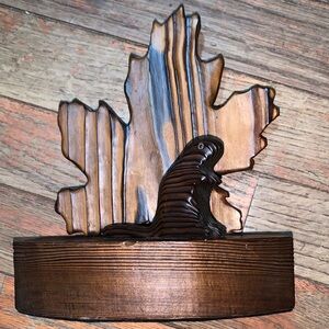 Wooden Maple Leaf Art with Beaver Design